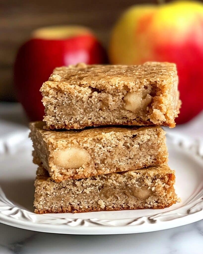 Apple Cinnamon Blondies Recipe