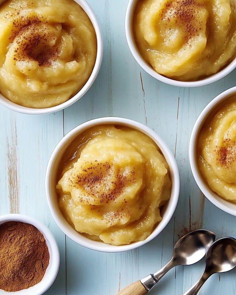 Homemade Applesauce with Maple Syrup and Cinnamon Recipe