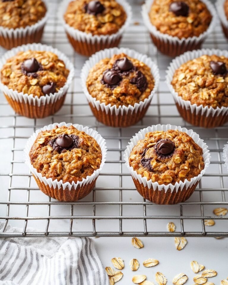 Baked Pumpkin Chocolate Chip Oatmeal Cups Recipe